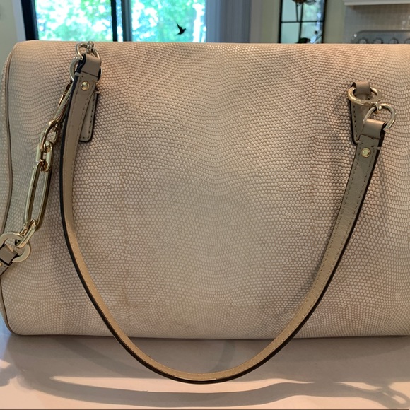 Large Coach tote bag. Bone textured finish. Carry handles or shoulder strap. - Picture 2 of 8